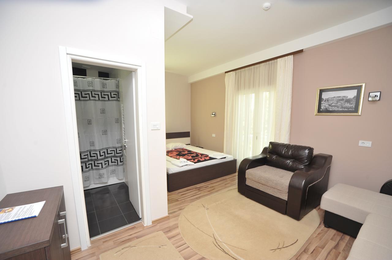 Hotel Zeleni Vir Nisz Zewnętrze zdjęcie