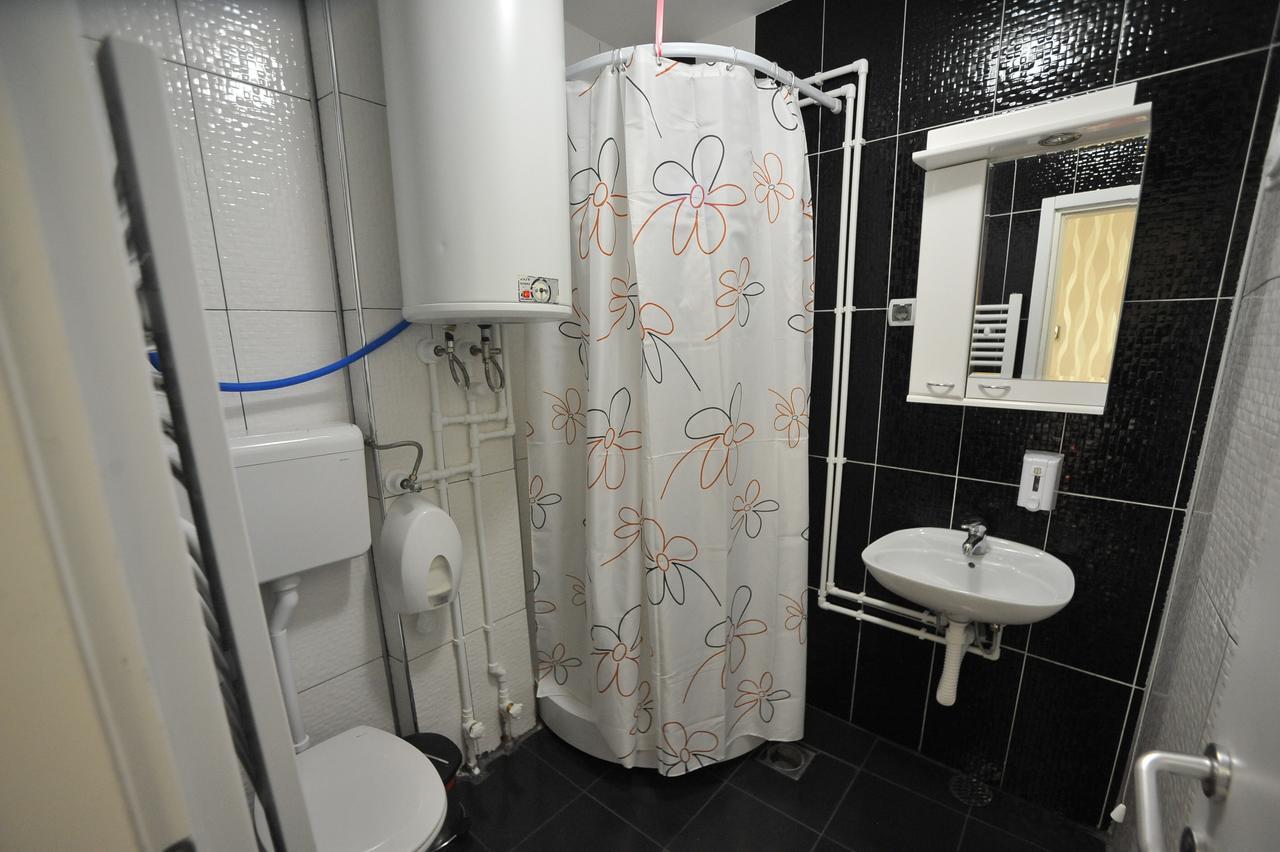 Hotel Zeleni Vir Nisz Zewnętrze zdjęcie