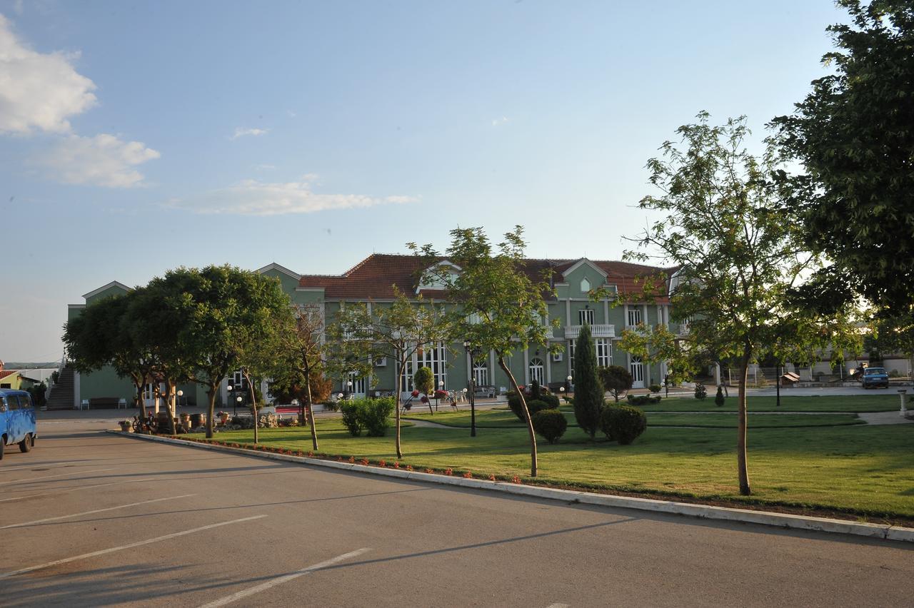 Hotel Zeleni Vir Nisz Zewnętrze zdjęcie