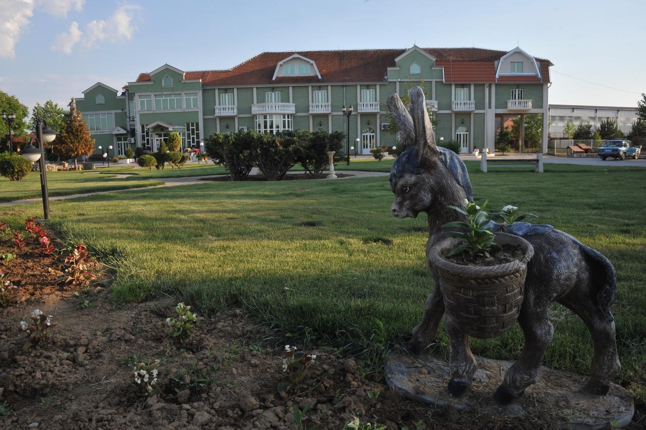 Hotel Zeleni Vir Nisz Zewnętrze zdjęcie